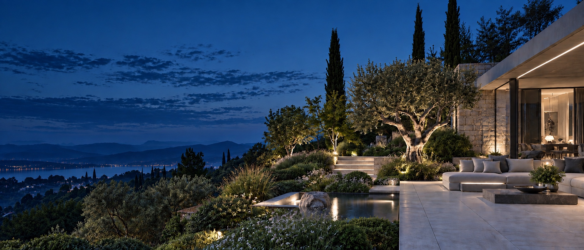 Garten und Außenwohnbereich mit Seeblick